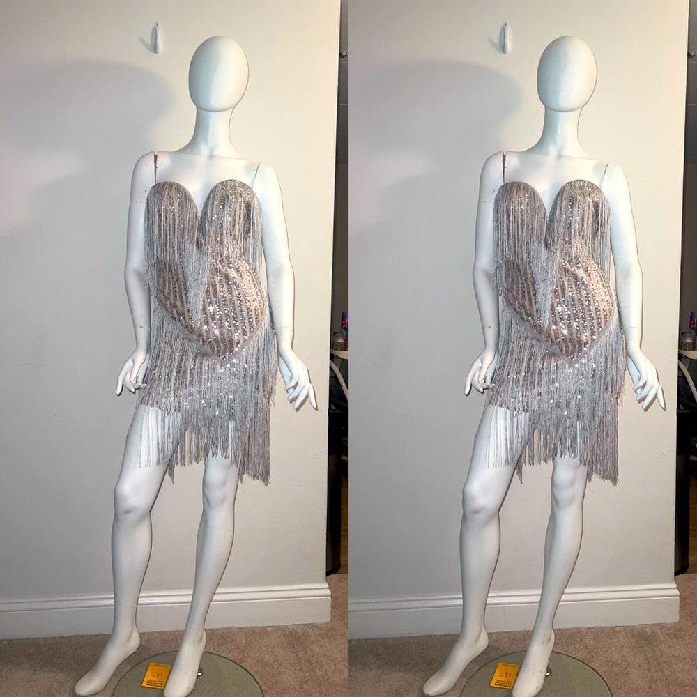 Silver strapless dress! Wore once! Perfect for wedding, birthday, or prom!